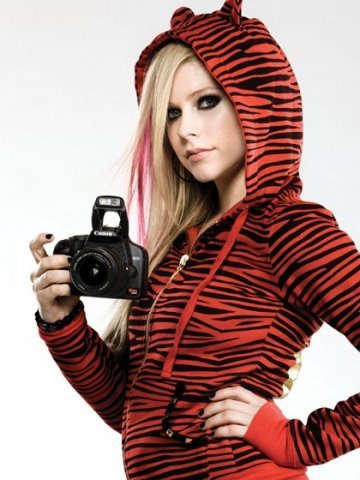 30976-avril-lavigne-canon.jpg, 42 KB